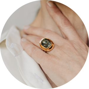 Vintage Rings on HiBid